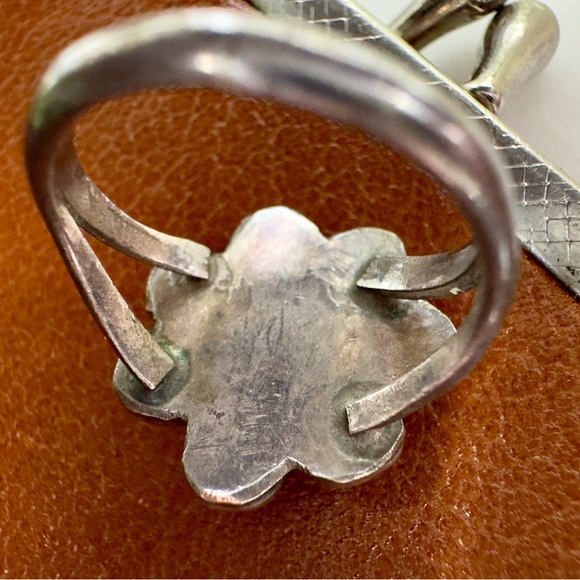 Vintage 925 Genuine Turquoise Flower Ring. Handmade Ring with beautiful design - Picture 8 of 16
